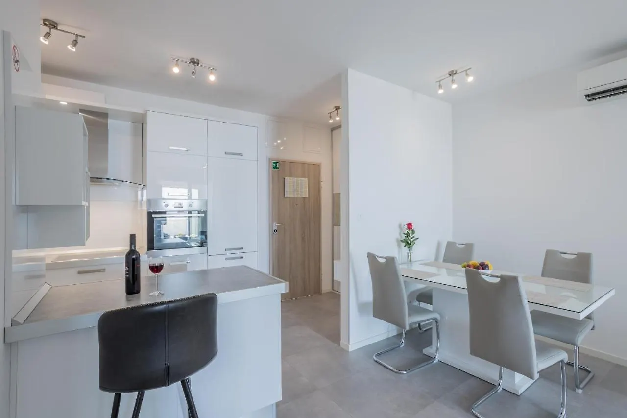 Luxury Apartment 